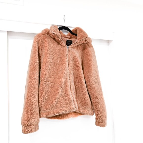 Carbon38 Teddy Zip Up Jacket with Hood in Tan Size Medium - Picture 4 of 10